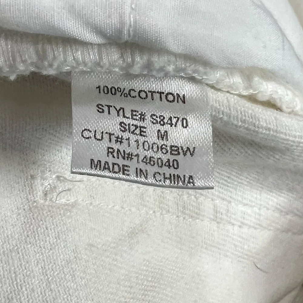 Signature 8 High-Rise Distressed White Denim Shorts Size 8 - Picture 5 of 6